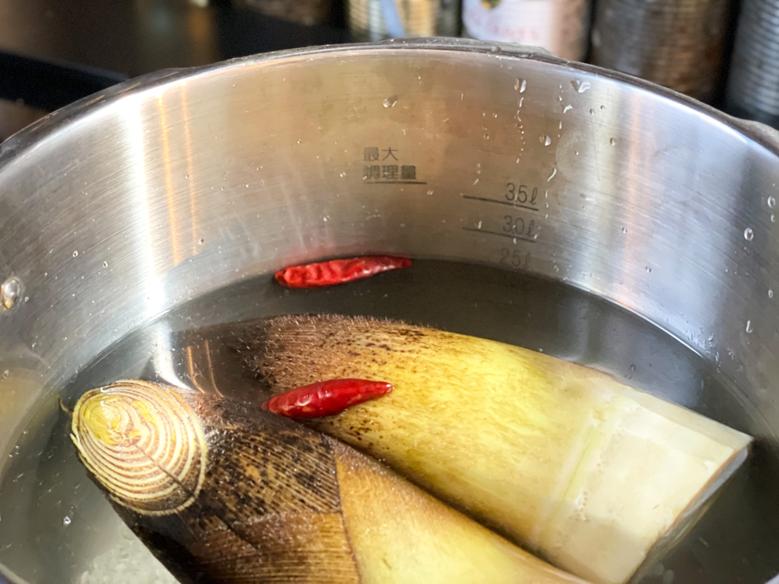 筍を圧力鍋で茹でる方法